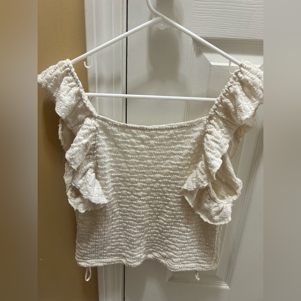 Free People knit- frilly tank in cream